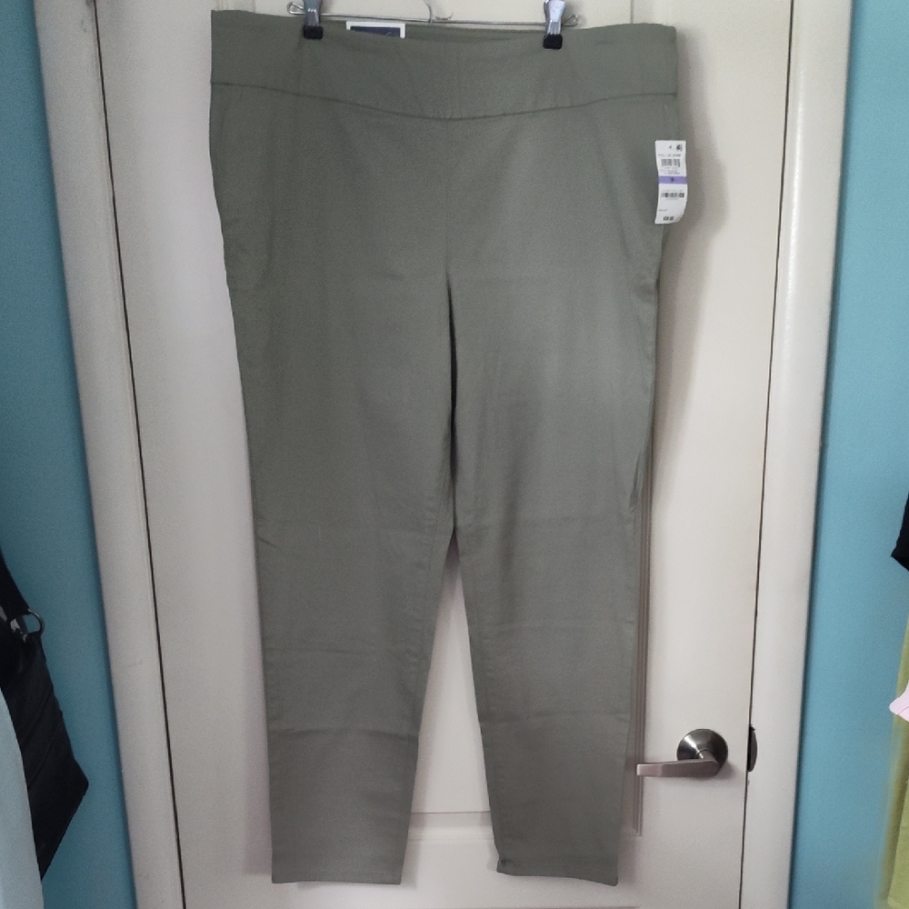 Pull On Denim Streamlined Green Leggings for Versatile Wear.  Waist Smoothing